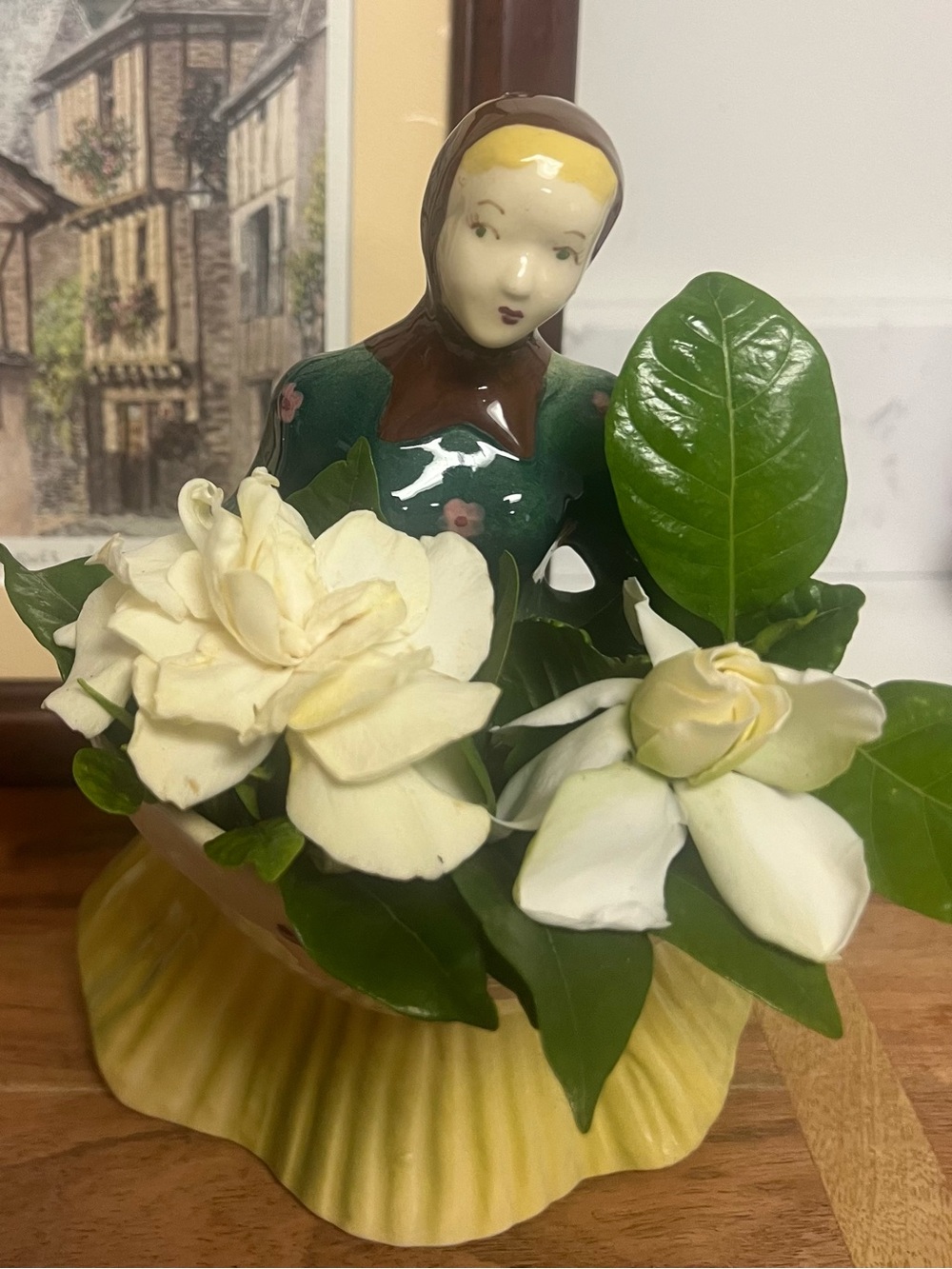 Vintage 1940 Kim Ward Hollywood California Pottery Apron Girl Planter / vase